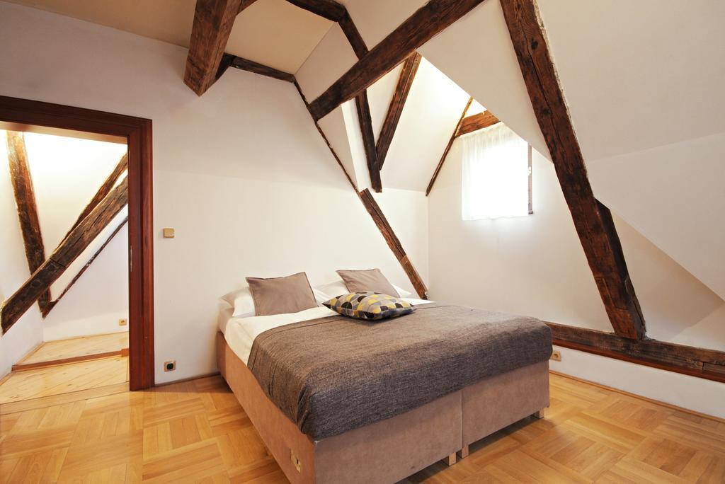 Old Town Residence Praha Bagian luar foto