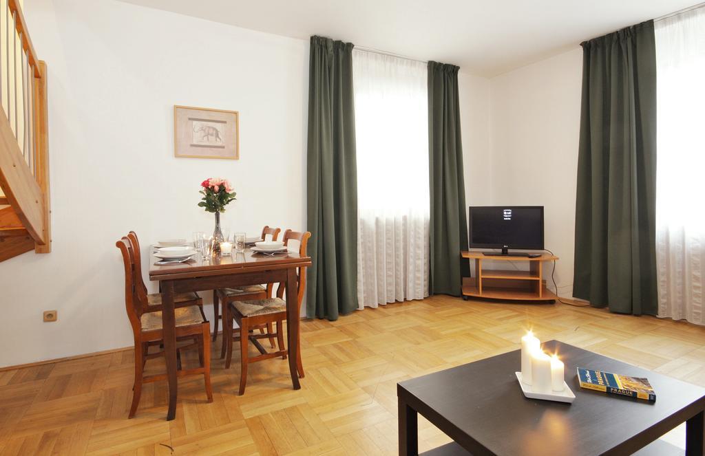 Old Town Residence Praha Bagian luar foto