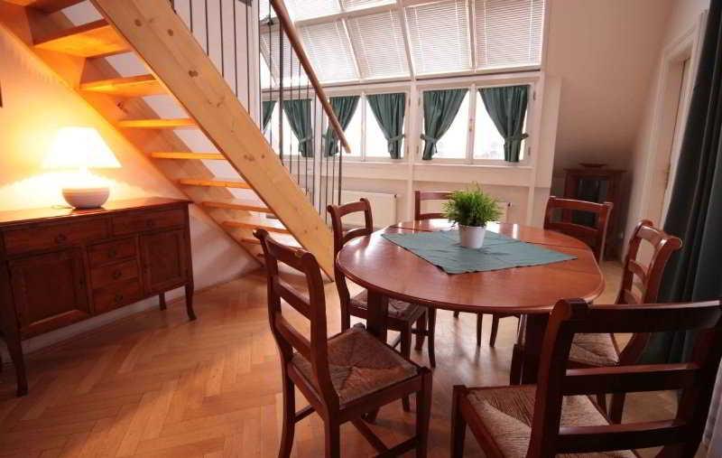Old Town Residence Praha Bagian luar foto