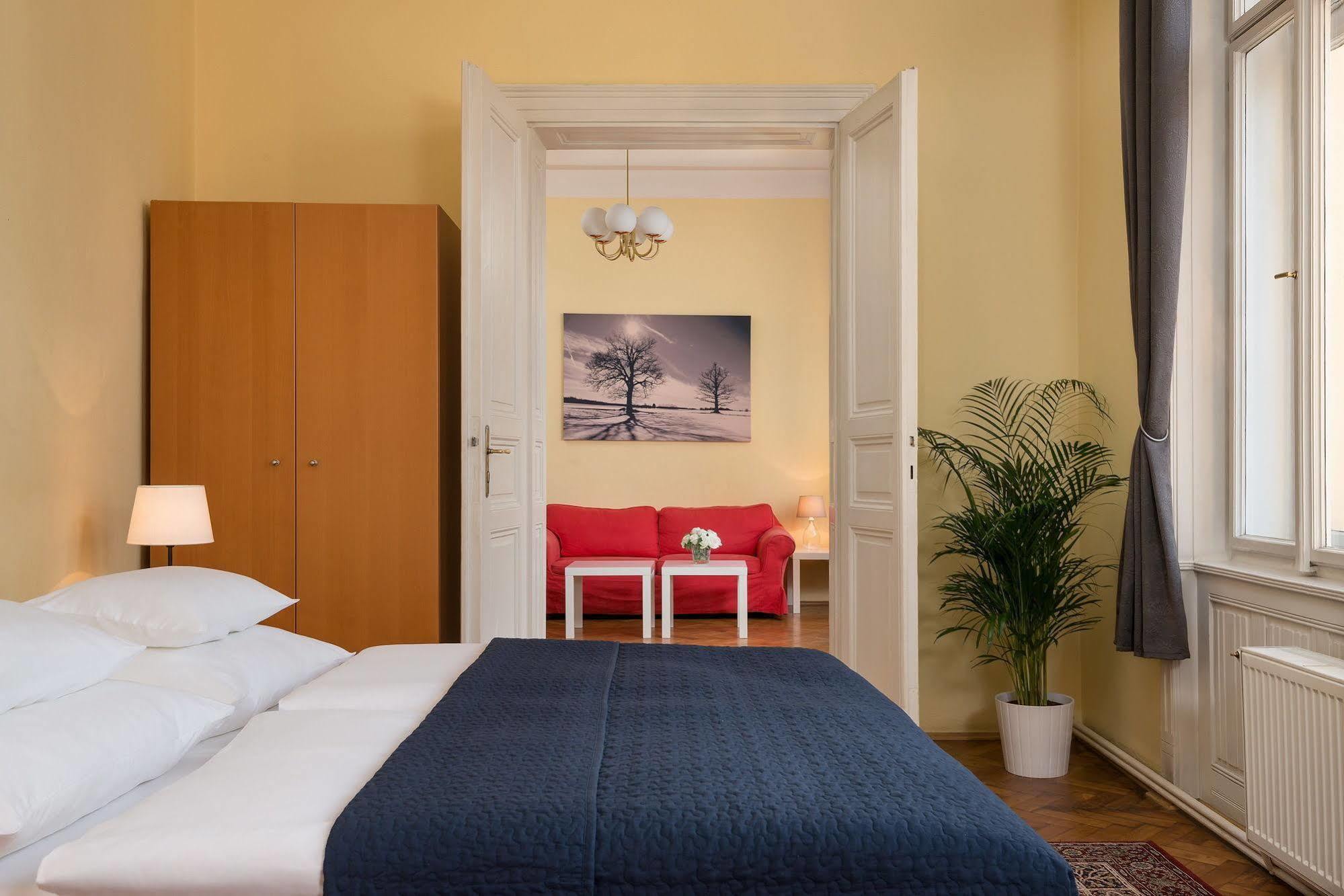 Old Town Residence Praha Bagian luar foto