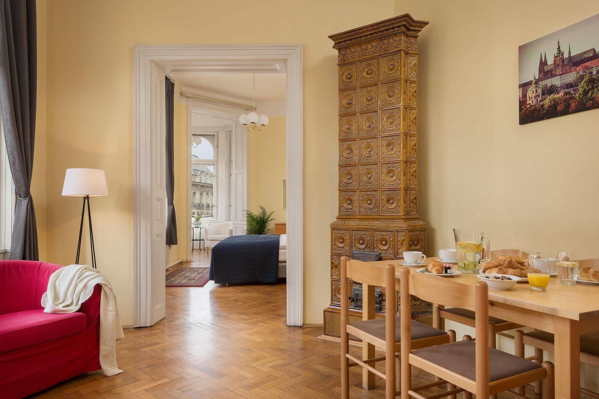 Old Town Residence Praha Bagian luar foto